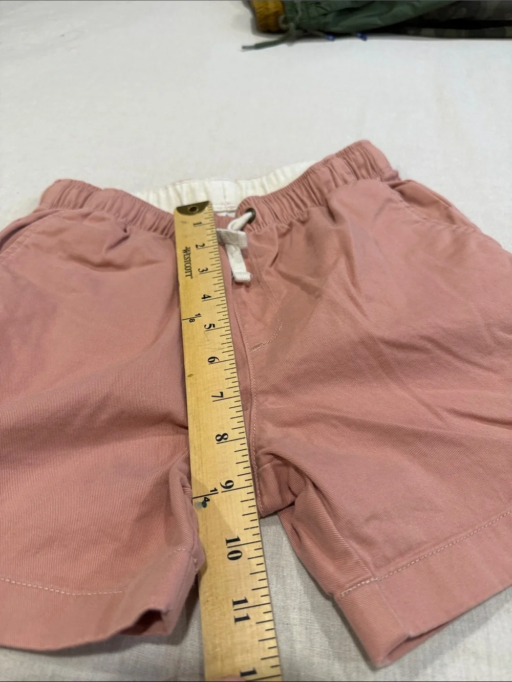 Crewcuts boys Elastic Drawstring Shorts in Dusty Rose size 10